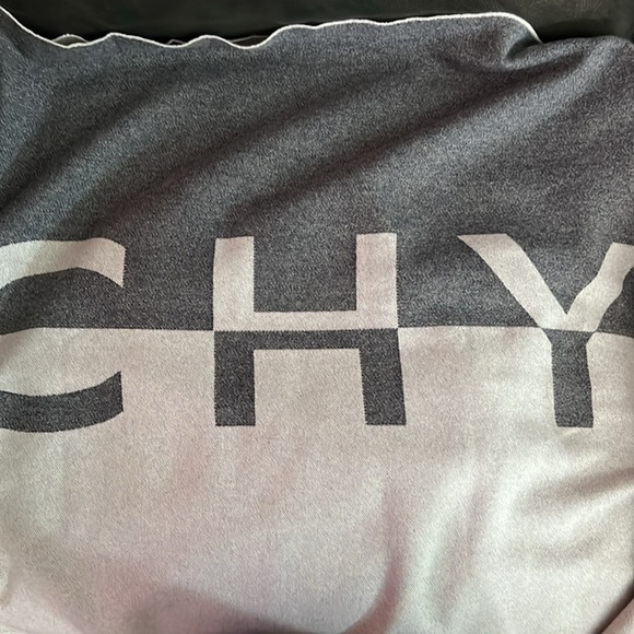 NWOT Givenchy Logo Jacquard Wool & Cashmere Scarf - Picture 4 of 7